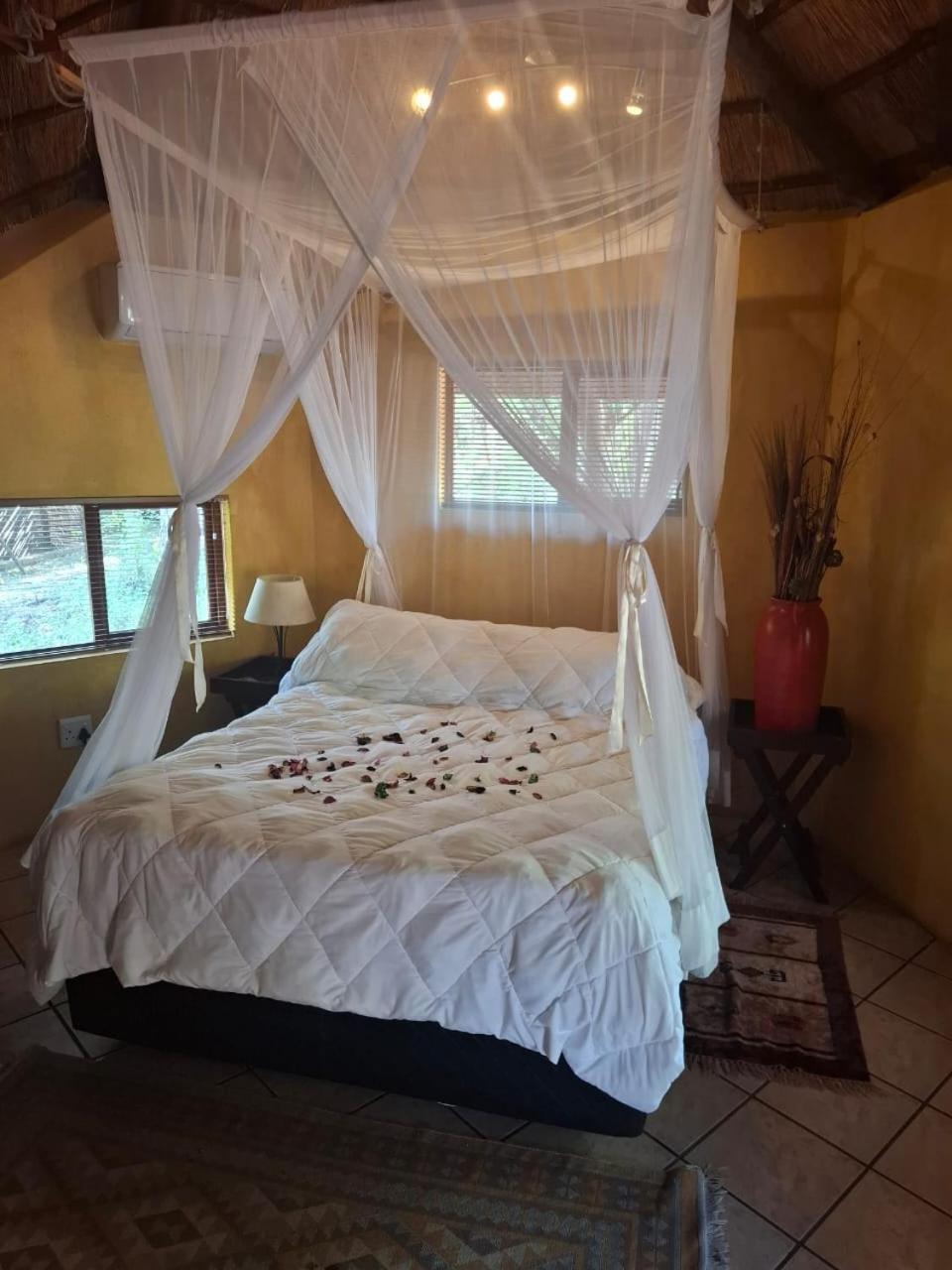 Jabula Kruger Safari Lodge Marloth Park Exterior foto